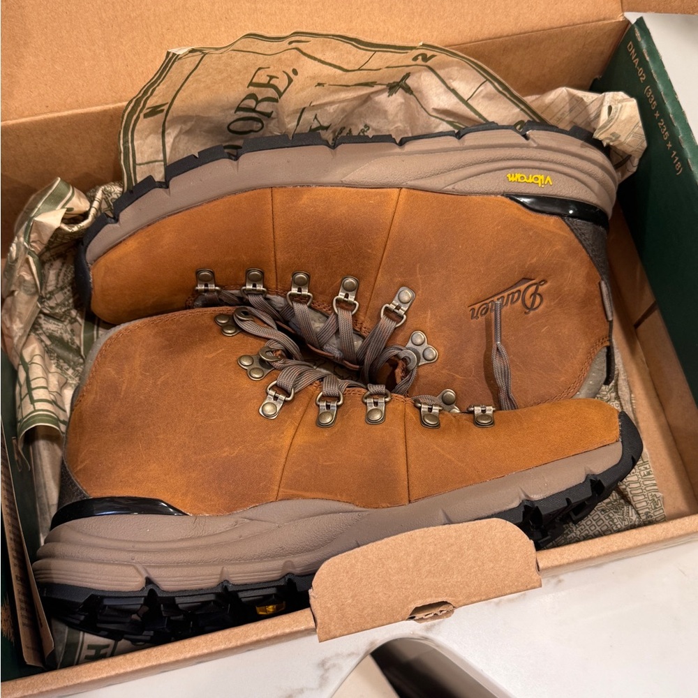Danner Women's Tan Brown Leather Hiking Boots - Picture 4 of 5